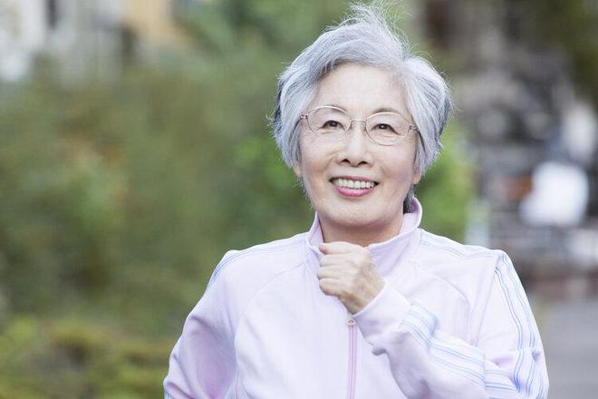 103kaiyun中国官方网站岁“最美女国医”朱南孙：5大养生秘诀值得借鉴！(图3)